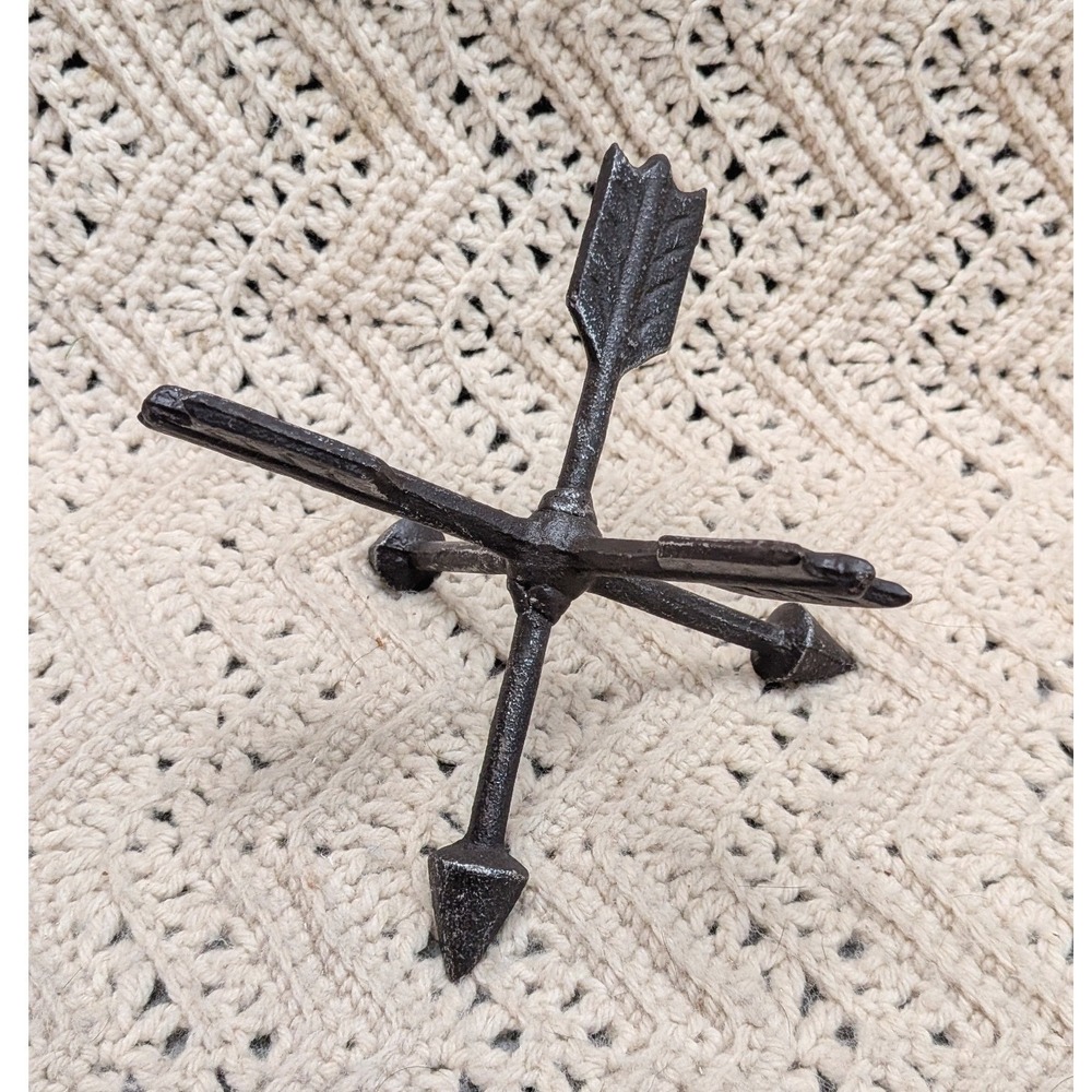 Vintage Cast Iron Arrow Jack Sculpture Rustic Black Metal Farmhouse Decor 6.5"